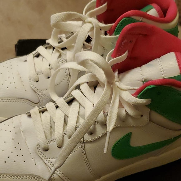 Girls jordans - Picture 6 of 9